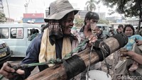 Menurut keterangan beberapa sopir angkot, air aren milik Slamet masih digemari karena rasanya yang segar dan dapat menghilangkan dahaga.