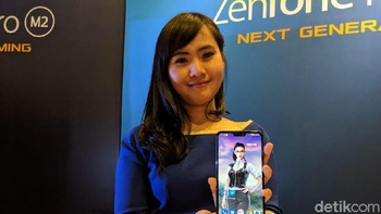 Hadir dengan layar 6,3 inch Full HD+. (Foto: Adi Fida Rahman/detikINET)  