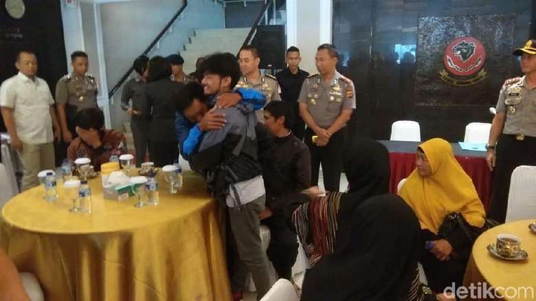 Tragedi Pembantaian KKB Papua, Irawan Jalani Trauma Healing Tragedi Pembantaian KKB Papua, Irawan Jalani Trauma Healing