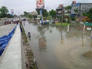 Diguyur Hujan Lebat, Pekanbaru Dikepung Banjir