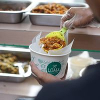 Malas Keluar Kantor? Pesan Saja Rice Bowl Berlauk Tradisional di Sini
