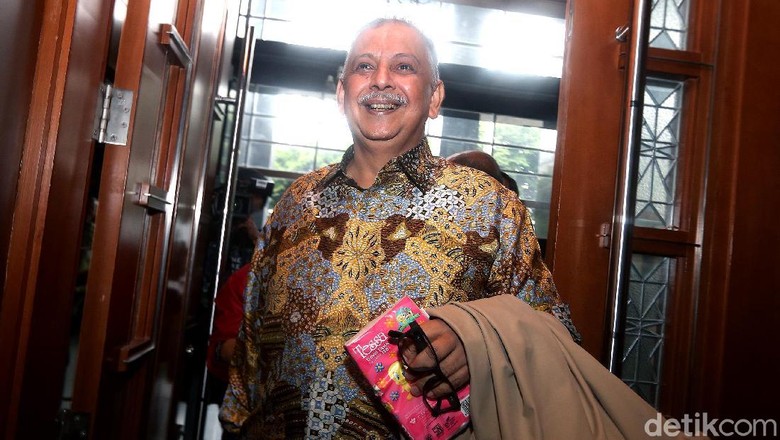 Berstatus Tersangka KPK, Sofyan Basir Pulang dari Prancis Pekan Ini Berstatus Tersangka KPK, Sofyan Basir Pulang dari Prancis Pekan Ini