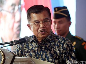 Bincang-bincang, Saat JK Ada di Persimpangan Jalan