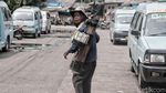 Senyum Penjual Air Aren Bertahan di Tengah Gerusan Zaman