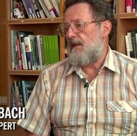 Meski mengklaim diri sebagai bride kidnapping expert, bukan berarti pria ini sering menculik pengantin. Tapi nama profesinya membuat pria tersebut terdengar menyeramkan. Foto: istimewa