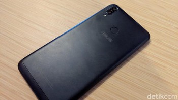 Tersedia RAM 3 GB dan 4 GB. (Foto: Adi Fida Rahman/detikINET)