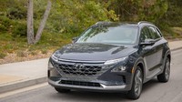 Diikuti dengan mobil hidrogen Hyundai Nexo. Foto: Hyundai
