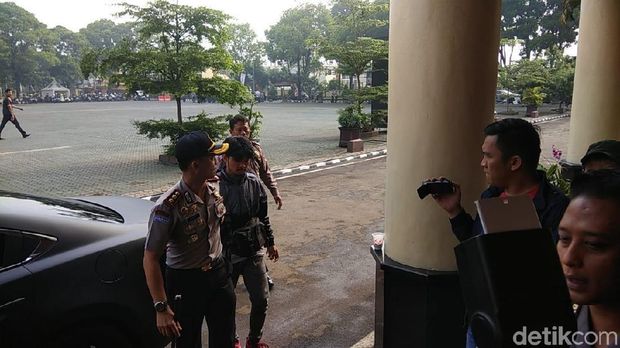 Korban Selamat KKB Papua Asal Garut Akhirnya Bertemu Keluarga