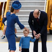 Dilansir dari Daily Mail, keluarga kerajaan Inggris memang memiliki peraturan ketat soal fashion termasuk sepatu.  Foto: Getty Images