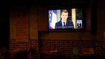 Presiden Macron Buka Suara Terkait Demo Rompi Kuning di Paris