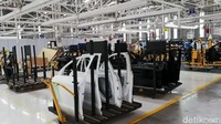 Langkah ini diambil karena C-Class memiliki pasar yang besar di Indonesia.