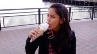 Ice cream addict, tulis Athira dalam akun Instagramnya. Foto: Instagram @athirafarina