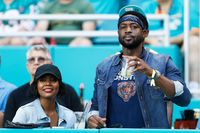 Gabrielle Union bersama suaminya.