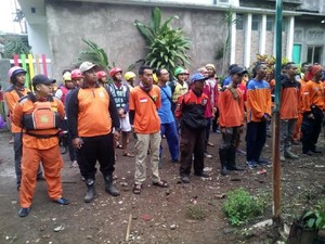 Ratusan Personel Gabungan Cari Bocah Terseret Air Sungai di Malang