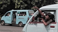 Gubernur DKI Jakarta pun mengatakan ingin membuat jangkauan Jak Lingko mampu menjangkau hingga ke pemukiman warga. Hal itu dilakukan agar warga lebih mudah mengakses transportasi umum sekaligus untuk mengurai kemacetan di Jakarta.