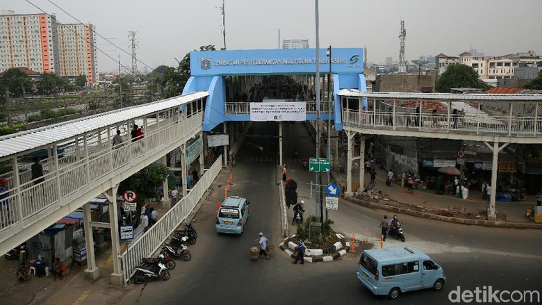 Perlu Tambahan Pagar, Skybridge Tanah Abang Belum Diresmikan Perlu Tambahan Pagar, Skybridge Tanah Abang Belum Diresmikan