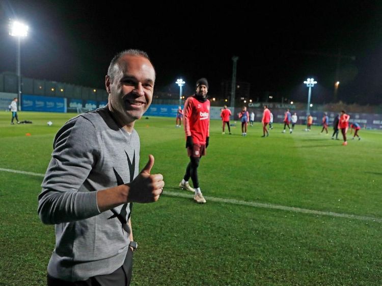 Iniesta: Halo Barcelona, Aku Pulang