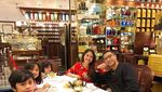Momen Manis Cynthia Saat Makan Bareng Giring dan Keluarga Kecilnya