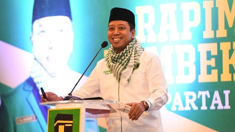 Rommy Bangga Jokowi Sebut Kader PPP Baharuddin Lopa Saat Debat Rommy Bangga Jokowi Sebut Kader PPP Baharuddin Lopa Saat Debat