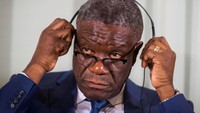 Tergerak hati dan kemanusiaanya, Mukwege bersama sejumlah rekannya membuka Rumah Sakit Panzi, di ibukota daerah Bukavu. Di rumah sakit itu, Mukwege dan rekan-rekannya merawat dan melindungi para wanita dan remaja putri yang menjadi korban kekerasan seksual dari konflik yang terjadi di daerah-daerah sekitar Kongo. Istimewa/NTB Scanpix/Heiko Junge via Reuters.