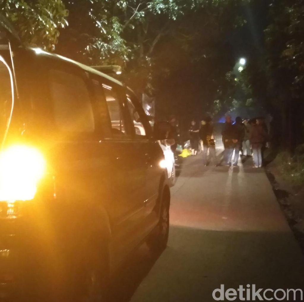 Dor! Polisi Tembak Dua Begal di Bandung Dor! Polisi Tembak Dua Begal di Bandung