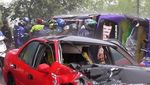 Penampakan Mobil yang Terlibat Tabrakan Maut di Garut
