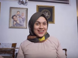 Nycta Gina Ngaku Pusing Pakai Face Shield