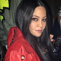 Setelah dekat dengan Paris, kehidupan Allison berubah lebih glamour. Dia dikontrak membintangi reality show berjudul The Club pada 2004. Foto: Instagram (@ theallisonmelnick)