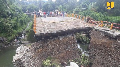 Ini Dia Jembatan Temporer Penyambung Jalur Padang-Bukittinggi