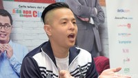 Saat dibahas soal balas komentar dengan Arie Untung, Ernest menolak berkomentar. Pool/Noel/detikFoto.