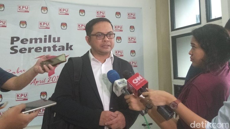 KPU Tegaskan TKA China di Cianjur Tak Masuk Daftar Pemilih Pemilu 2019 KPU Tegaskan TKA China di Cianjur Tak Masuk Daftar Pemilih Pemilu 2019