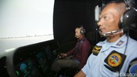 Disorientasi spasial yang dialami pilot bisa memicu ilusi atau tipuan. Pilot merasakan hal-hal yang bukan sebenarnya. (Foto: Agung Pambudhy/Teks: Widiya Wiyanti)