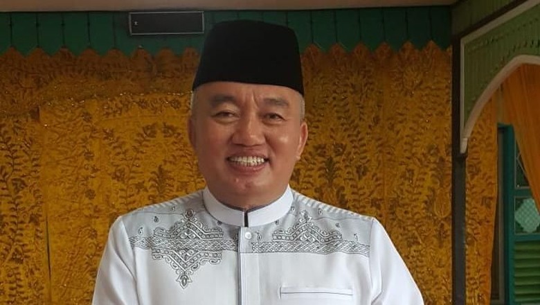 Waketum: PAN Rugi Pecat Ketua DPW Kalsel yang Dukung Jokowi Waketum: PAN Rugi Pecat Ketua DPW Kalsel yang Dukung Jokowi