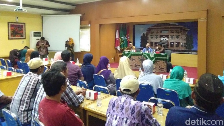 Korban Pembangunan Tol di Kendal Mengadu ke PP Muhammadiyah Korban Pembangunan Tol di Kendal Mengadu ke PP Muhammadiyah