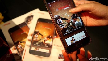 Hingga kini tercatat baru 24 bank yang bisa digunakan di smartphone berbasis Android. Sementara untuk aplikasi versi iOS masih terus dikembangkan.