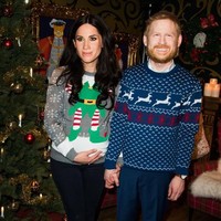 Anehnya lagi, tinggi Pangeran Harry berbeda dari aslinya. Pada patung lilin hidup terbaru ini, Pangeran Harry lebih pendek bahkan tingginya dibuat sama dengan Meghan Markle. Foto: Getty Images