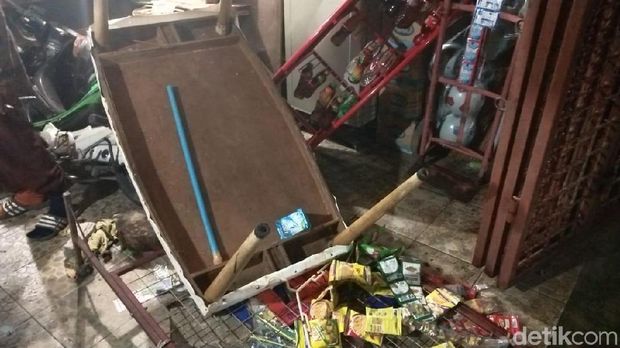 Rumah Ortu Terduga Pengeroyok Anggota TNI di Ciracas Dirusak