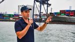 Foto: Wisata Pelabuhan Kontainer Terbesar Sedunia