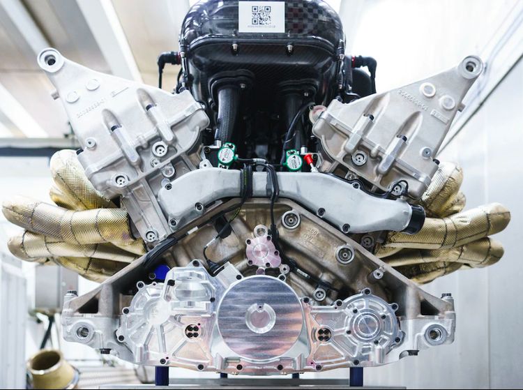 Hybrid Super Aston Martin saat Adopsi Teknologi F1