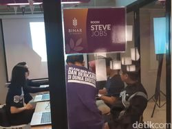 Mural Kecoa, Semut, dan Ular Ikut Mejeng di Kampus Baru Binar Academy