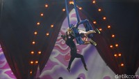 Dan kini, pertunjukan tidak lagi menggunakan satwa, tetapi akan memadukan sirkus klasik dengan penggunaan teknologi baru seperti drone, laser, dan video mapping, serta live Band.