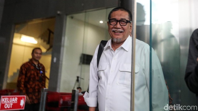 Demiz Lapor Jokowi soal Meikarta: Pak, Menteri Bapak Main Bola Panas Demiz Lapor Jokowi soal Meikarta: Pak, Menteri Bapak Main Bola Panas