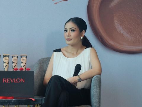 Ini Produk Makeup yang Wajib Dipakai Nindy Saat Keluar Rumah 