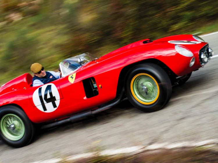 Ferrari Klasik Rp 300 Miliar