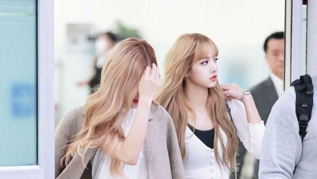 Berangkat ke Jakarta, Begini Fashion Airport Member BLACKPINK Berangkat ke Jakarta, Begini Fashion Airport Member BLACKPINK