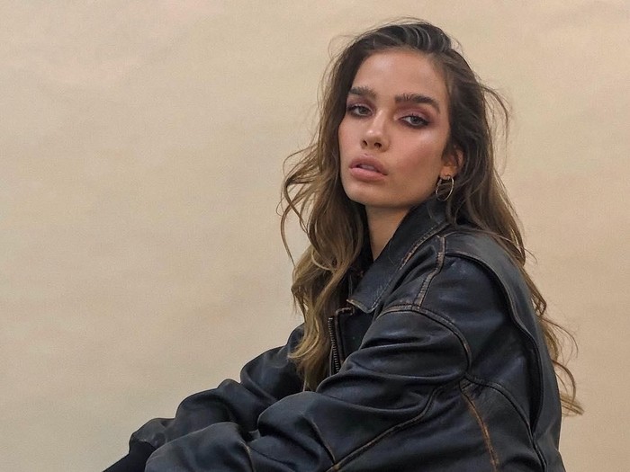 Hana Cross, pacar baru Brooklyn Beckham (Foto: Instagram/@hancross) Hana Cross, pacar baru Brooklyn Beckham (Foto: Instagram/@hancross)