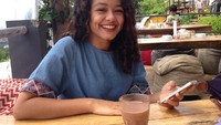 Mutiara Annisa Baswedan atau akrab disapa Tia merupakan lulusan Labschool Kebayoran 2016. Saat ini ia sedang menempuh pendidikan di Fakultas Hukum Universitas Indonesia. Foto: Instagram mutiarabaswedan