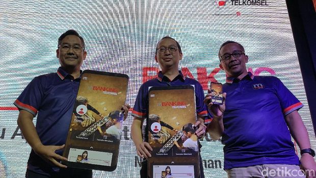 Telkomsel Luncurkan Aplikasi mBanking, Integrasikan Banyak Bank