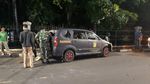 Penampakan Mobil Polisi yang Dirusak Massa Penyerang Polsek Ciracas