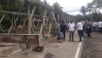 Paralel dengan pembangunan jembatan sementara, Kementerian PUPR melalui Balai Pelaksanaan Jalan Nasional (BPJN) III Padang juga tengah menyiapkan desain jembatan permanen, penyiapan anggaran dan dokumen lelang sehingga bisa segera ditenderkan. Dok.Kementerian PUPR.